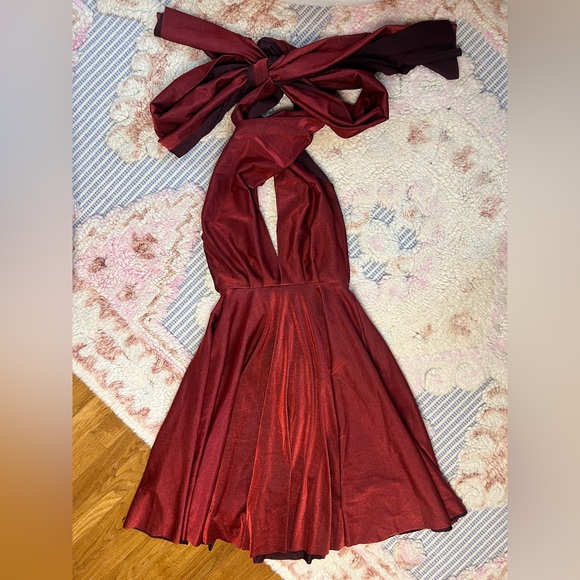 Las Pepas Dresses & Skirts - Las Pepas Convertible Infinity Dress Red & Burgundy | Size Small
